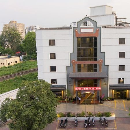 Hotel The Westend Αχμπανταμπάντ Εξωτερικό φωτογραφία