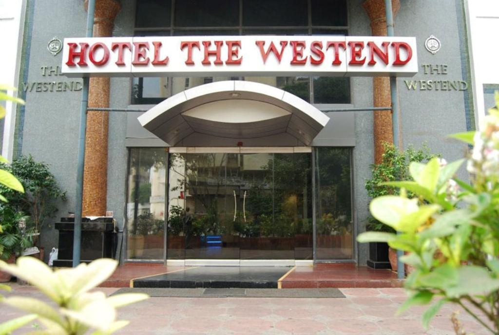Hotel The Westend Αχμπανταμπάντ Εξωτερικό φωτογραφία