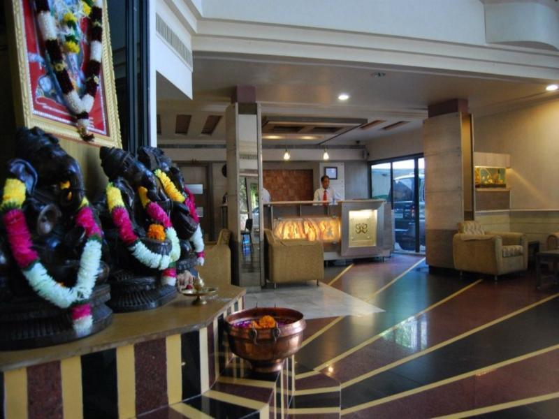 Hotel The Westend Αχμπανταμπάντ Εξωτερικό φωτογραφία