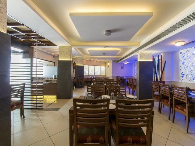 Hotel The Westend Αχμπανταμπάντ Εξωτερικό φωτογραφία