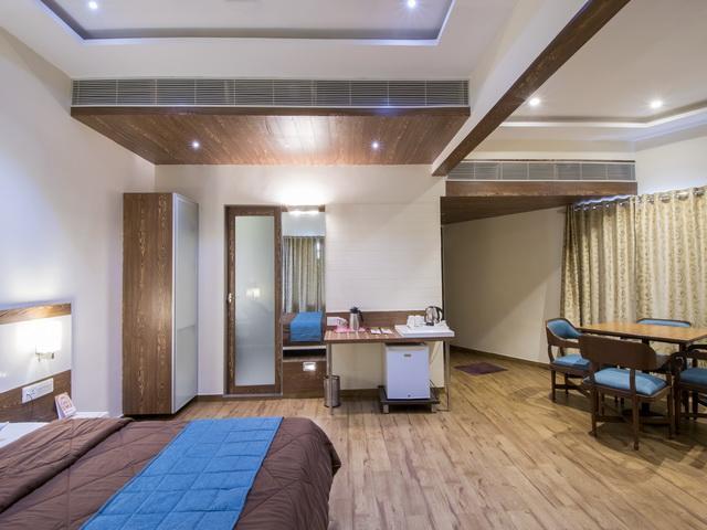 Hotel The Westend Αχμπανταμπάντ Εξωτερικό φωτογραφία