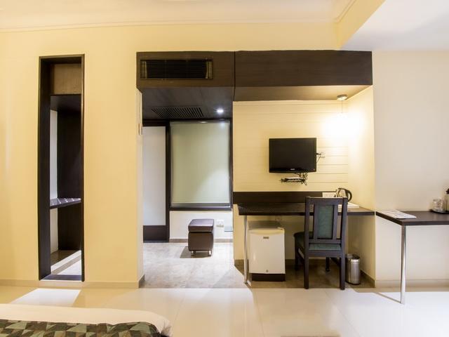 Hotel The Westend Αχμπανταμπάντ Εξωτερικό φωτογραφία