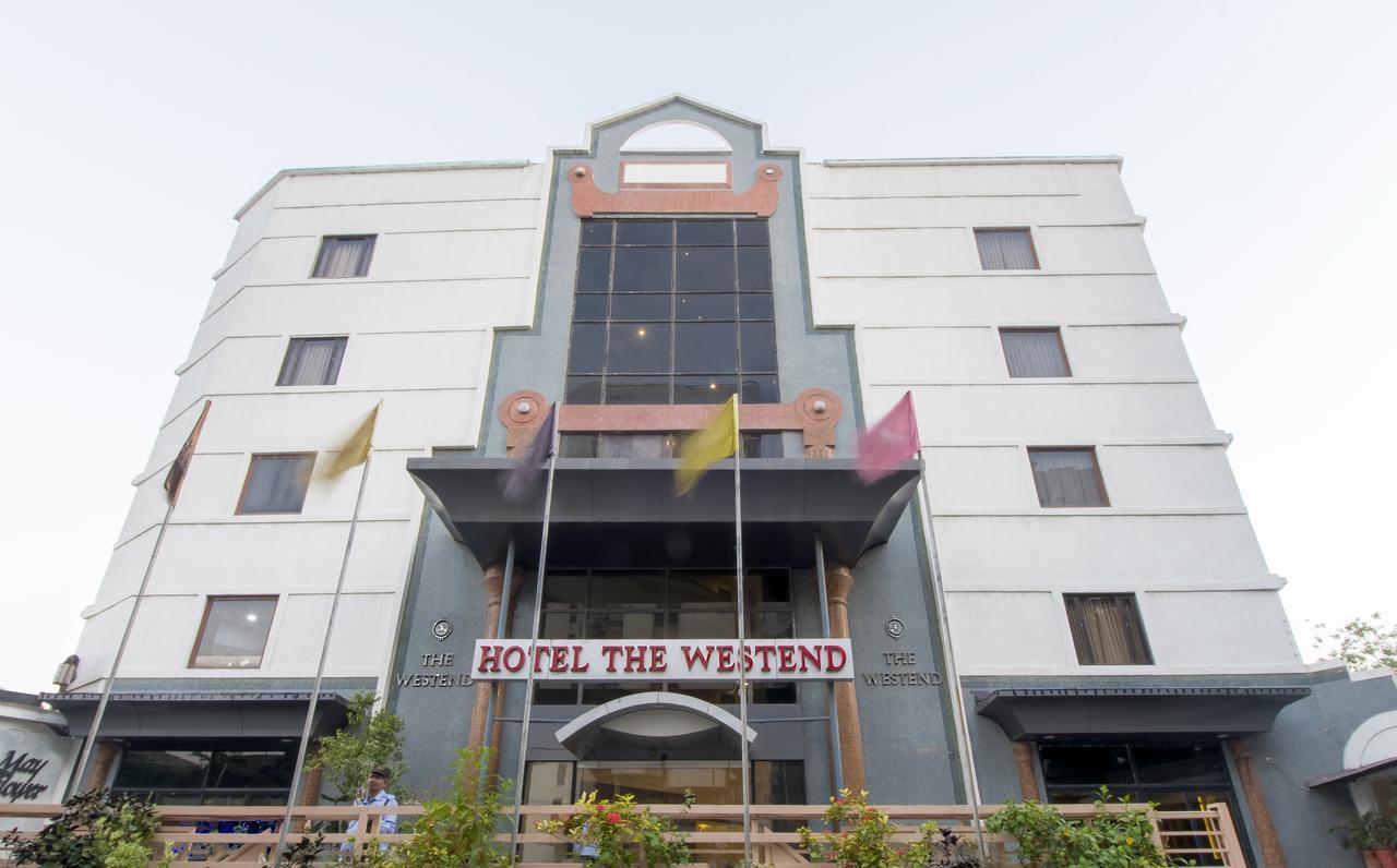 Hotel The Westend Αχμπανταμπάντ Εξωτερικό φωτογραφία