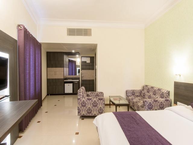 Hotel The Westend Αχμπανταμπάντ Εξωτερικό φωτογραφία